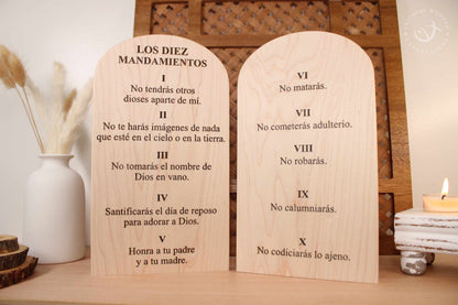 Spanish Ten Commandments wooden tablets set | Juego de tablas de madera de los Diez Mandamientos | Christian wall decor | La ley de Dios